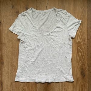 Old Navy Light grey V neck